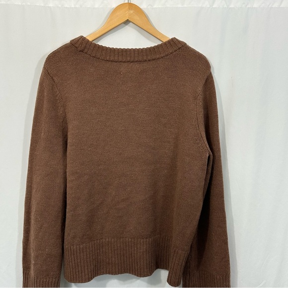 Halston 100% Merino Wool Knit Relaxed Fit Crewneck Sweater in Brown - Picture 5 of 8